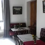 Couette-café La Grande Maison 3*