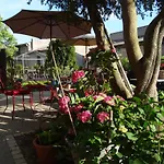 Couette-café La Grande Maison 3*