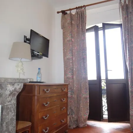 La Grande Maison 3* Cambieure