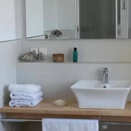 La Grande Maison Bed & Breakfast