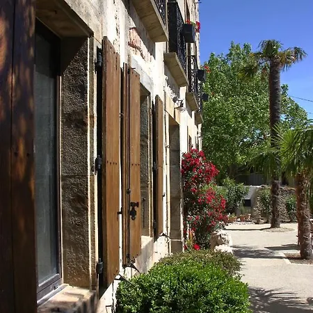 La Grande Maison Couette-café Cambieure