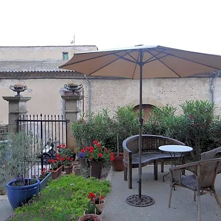 Couette-café La Grande Maison Cambieure