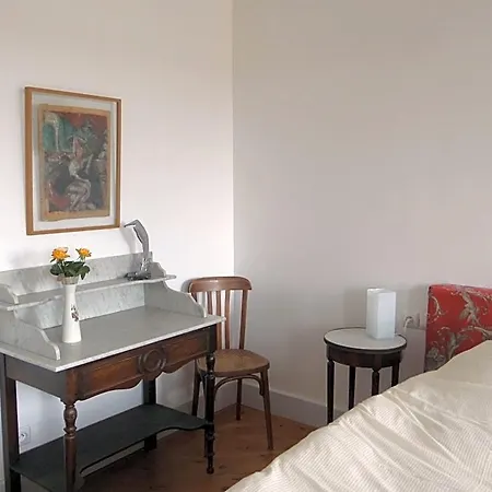 La Grande Maison Bed & Breakfast Cambieure